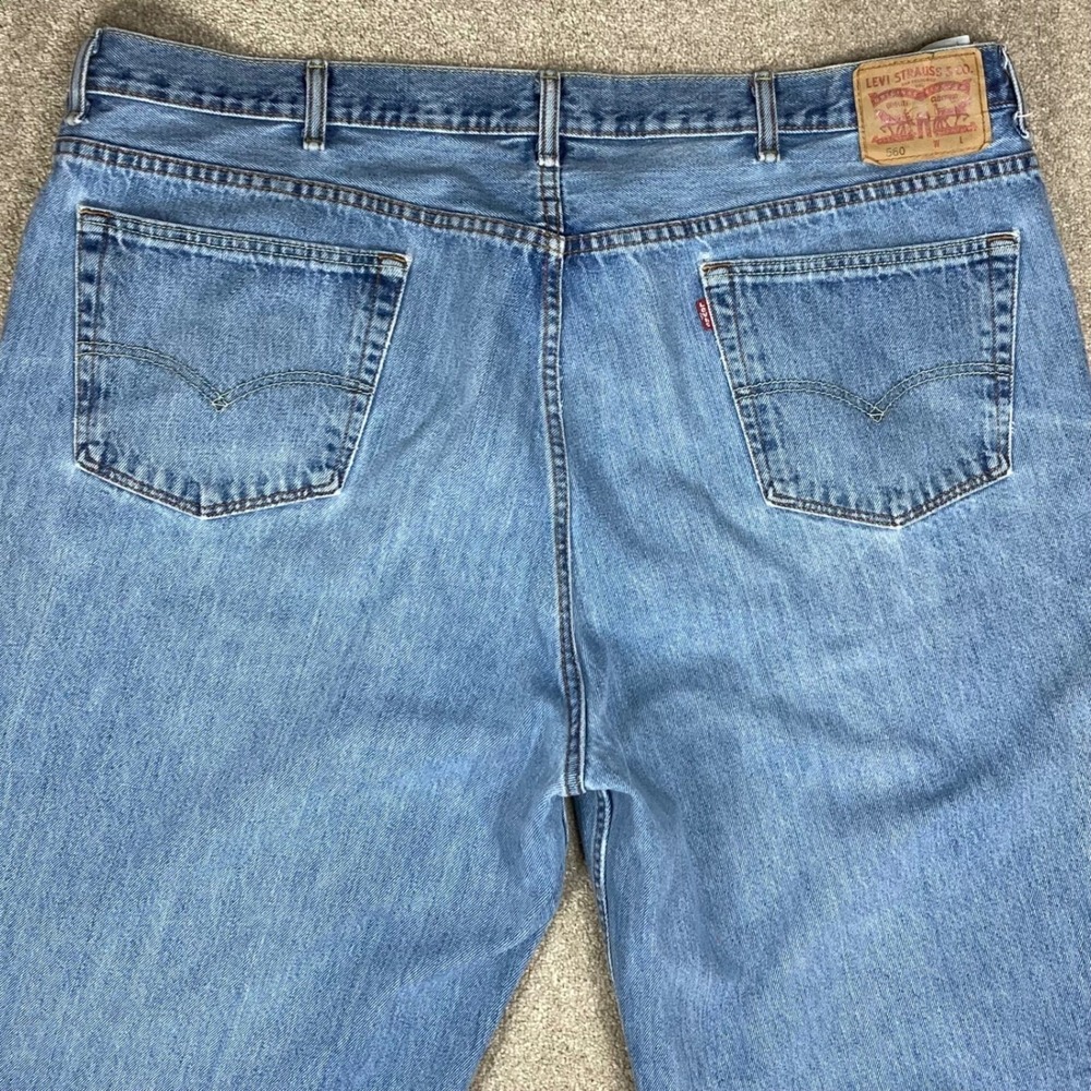 Levis 560 Comfort Fit Tapered Leg Jeans Mens Sz 48x32 Blue Classic Rugged Denim - Picture 13 of 16